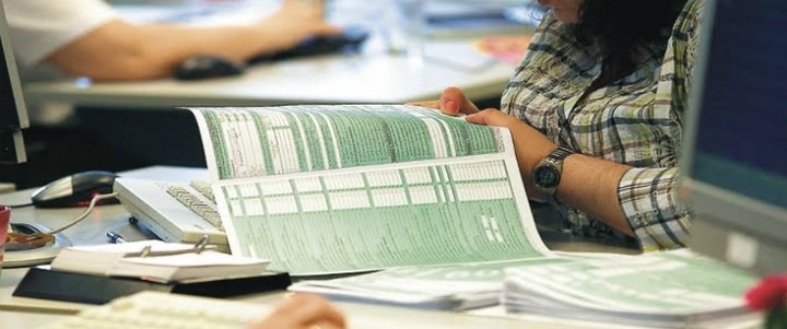 Μείον από τον μισθό και η εισφορά αλληλεγγύης