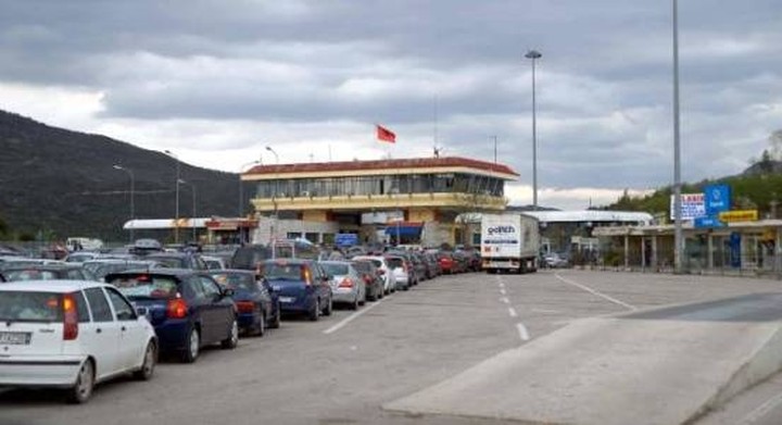 Reuters: Η μεγάλη φυγή των... Αλβανών