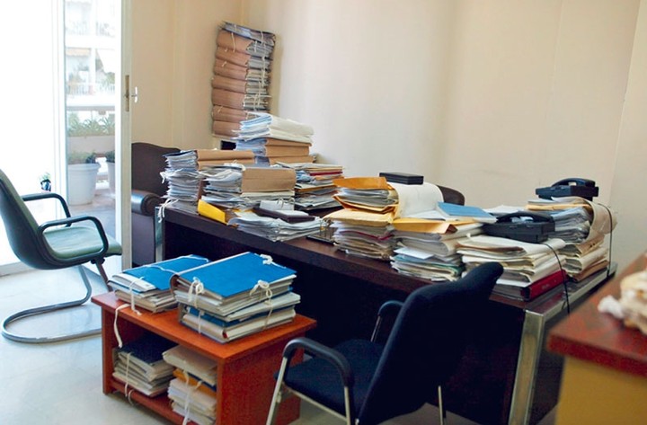 H πρώτη υπάλληλος που "νίκησε" το δημόσιο και τη διαθεσιμότητα