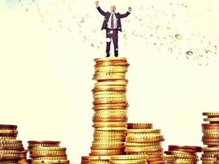 Bloomberg: Οι μεγαλύτεροι επενδυτές του κόσμου εμπιστεύονται τα ελληνικά ομόλογα