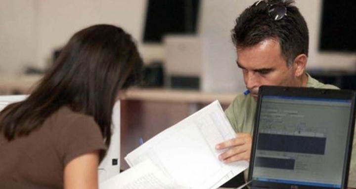 Λυσάρι αποριών από την Εφορία προς φορολογούμενους