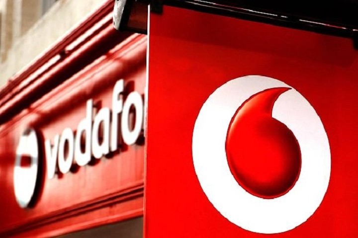Εκπτώσεις έως και 50% από την Vodafone