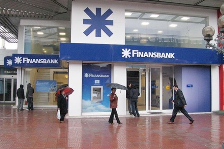 Πωλητήριο στην Finansbank από την Εθνική