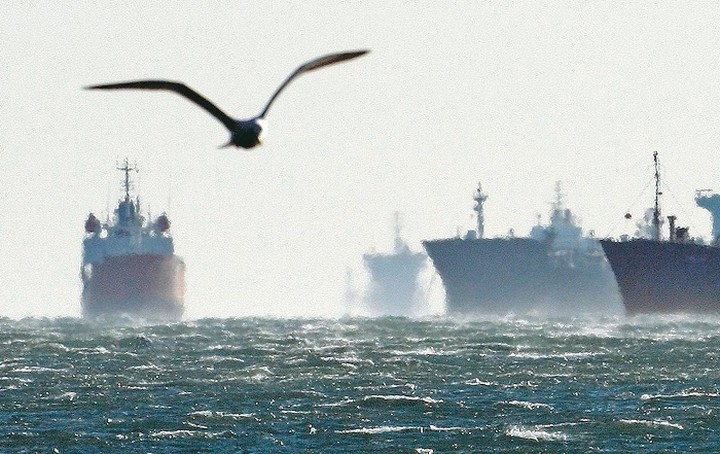 Κατά 156 πλοία μεγαλύτερος ο ελληνόκτητος στόλος το 2015