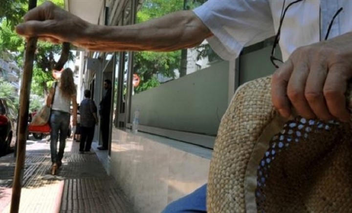 Σκληρό μπρα ντε φερ κυβέρνησης- δανειστών - Δύο μέτρα - σοκ απαιτούν οι δανειστές