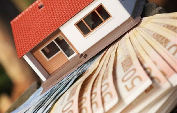Κίνδυνο να πέσουν στα χέρια των distress funds 250.000 ακίνητα