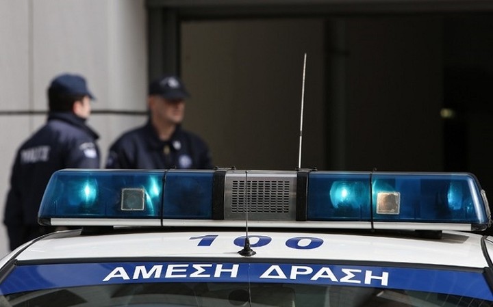 Ληστεία με πυροβολισμούς στο κέντρο της Αθήνας