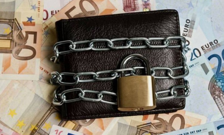 Με...100 (%) τρέχουν οι κατασχέσεις καταθέσεων - Πώς θα αμυνθείτε
