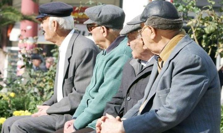 ΕΦΚΑ:Δουλέψτε Σαββατοκύριακα για να βγουν οι συντάξεις - Αντιδρούν στο ΙΚΑ