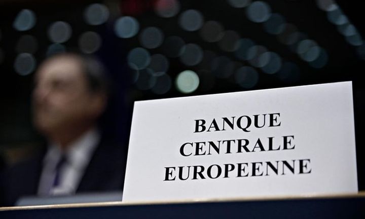 Reuters: H EKT θα σταματήσει τις αγορές ομολόγων έως το τέλος του 2018