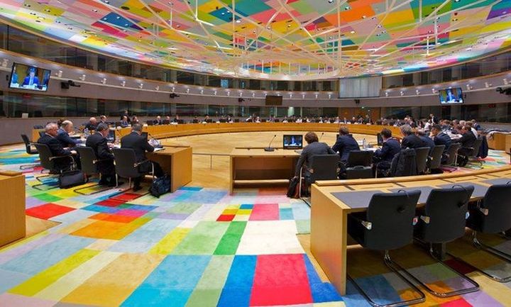 Λύση για τις συντάξεις αναζητά ο Τσακαλώτος