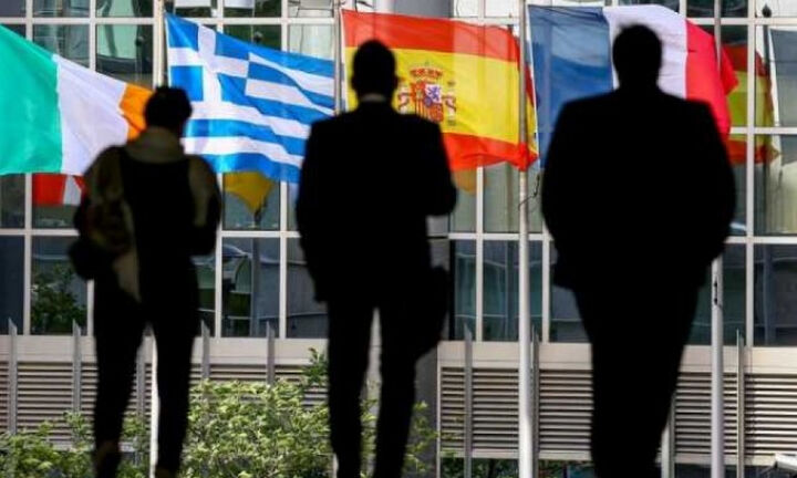 "To... παρακάνατε με τον κατώτατο μισθό": το μήνυμα του EWG στην Αθήνα