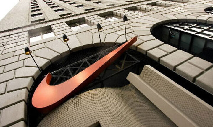 Σε ποιες χώρες η Nike κλείνει τα καταστήματά της