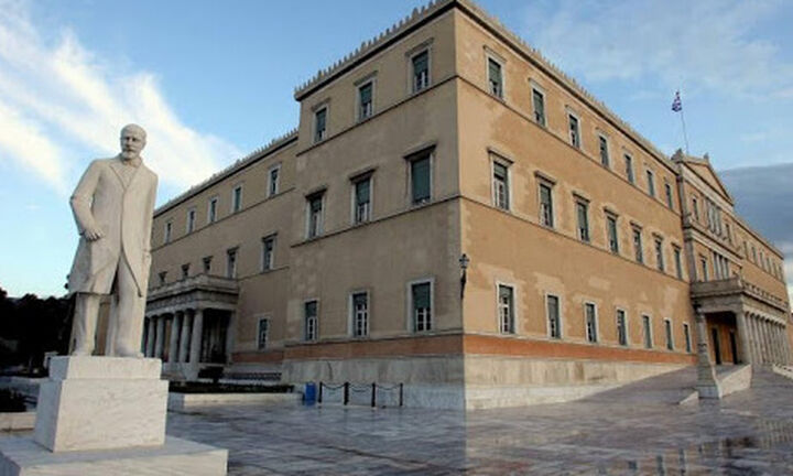 Γραφείο Προϋπολογισμού: Πρόσθετα μέτρα για συγκράτηση της ύφεσης και της ανεργίας
