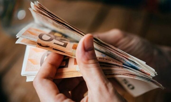 Και άλλοι για τα 800 ευρώ