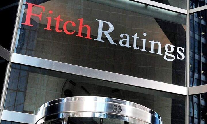 Σταθερή βαθμολογία από τον οίκο Fitch - Έλλειμμα 7,8% και ύφεση 7,9% προβλέπει για φέτος ο οίκος