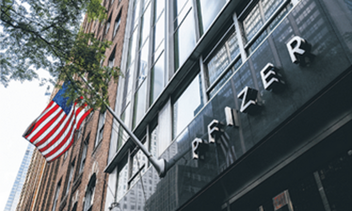 Η Pfizer αρχίζει κλινικές δοκιμές νέου αντι-ιικού φαρμάκου από το στόμα