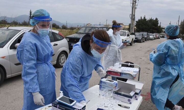 Αττική: Πάνω από 1.000 rapid tests έγιναν το τριήμερο