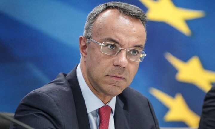 Σταϊκούρας:3,6 δισ. για στήριξη επαγγελματιών και εργαζομένων στη Β.Ελλάδα