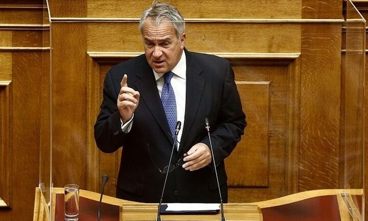 Τροπολογία για την παράταση των συμβάσεων καθαριστριών σχολείων