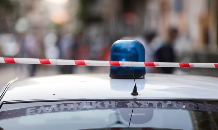 Ληστεία σε σούπερ μάρκετ με ένα τραυματία στην Καισαριανή