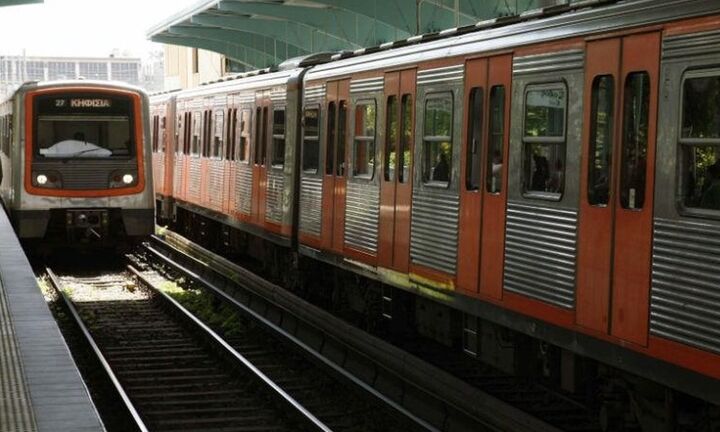 ΗΣΑΠ: Κυκλοφοριακές ρυθμίσεις λόγω πυρκαγιάς μεταξύ των σταθμών Πειραιάς-Φάληρο