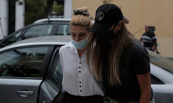 Προφυλακιστέο το μοντέλο-πρώην παίκτρια ριάλιτι και ο σύντροφος της για την υπόθεση με την κοκαΐνη