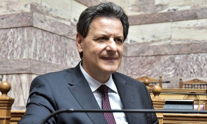 «Φρένο» Σκυλακάκη στα σενάρια για νέα μέτρα στήριξης νοικοκυριών