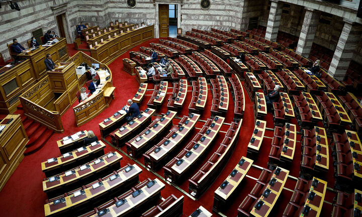 Στη Βουλή το νομοσχέδιο για την Δίκαιη Αναπτυξιακή Μετάβαση και την απολιγνιτοποίηση