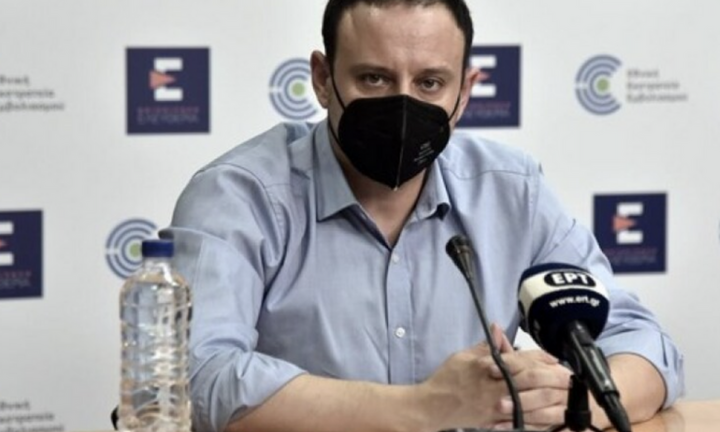 Μαγιορκίνης: Πιθανή η αποκλιμάκωση των κρουσμάτων τις επόμενες δύο εβδομάδες