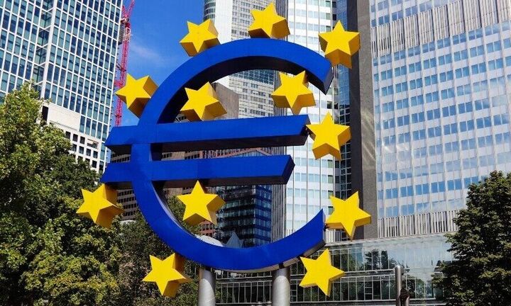 Η εισβολή στην Ουκρανία αλλάζει τα σχέδια της ΕΚΤ για τα επιτόκια