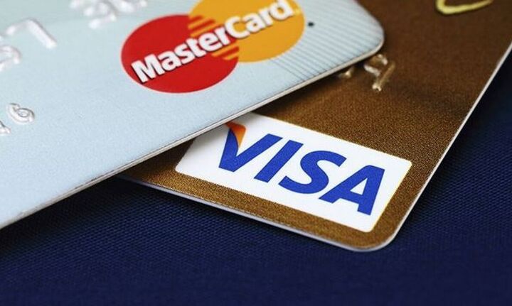 Εισβολή στην Ουκρανία: Mastercard και Visa μπλόκαραν τις ρωσικές τράπεζες