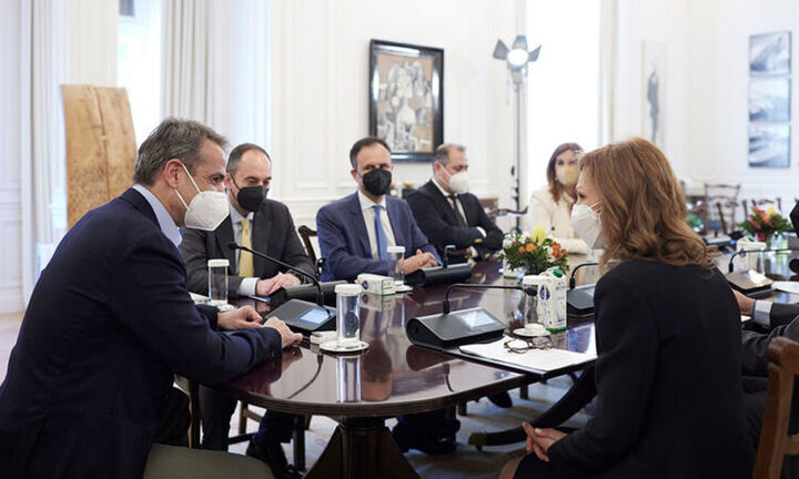 Συνάντηση Μητσοτάκη με την Ένωση Ελλήνων Εφοπλιστών