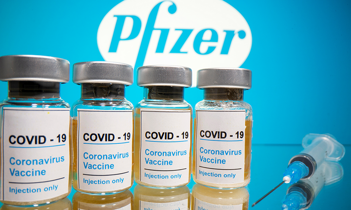 Pfizer: Η 4η δόση παρέχει έξτρα προστασία στους άνω των 60