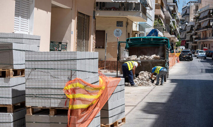 Ανακατασκευάζονται 410 πεζοδρόμια στην Αθήνα