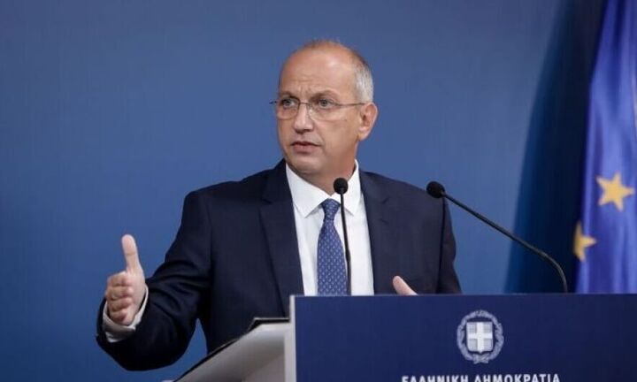 Για δεύτερη φορά θετικός στον κορωνοϊό ο Γιάννης Οικονόμου