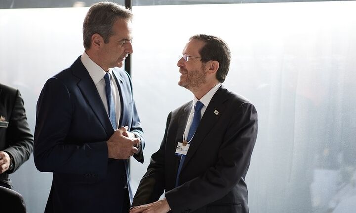 Νταβός: Μητσοτάκης, Χέρτζογκ αποφάσισαν περαιτέρω συνεργασία Ελλάδας - Ισραήλ