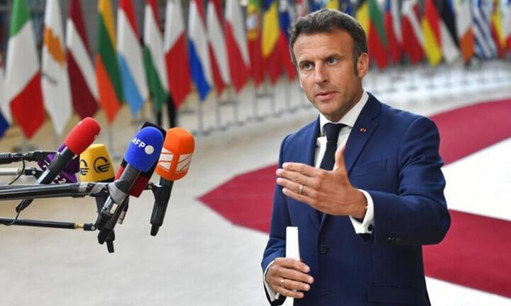 Μακρόν: Ικανοποίηση από τη λήψη πρόσθετων μέτρων κατά της Ρωσίας από την ΕΕ