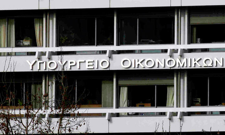 ΥΠΟΙΚ: Στα 3,425 δισ. ευρώ το πρωτογενές έλλειμμα του προϋπολογισμού το α' εξάμηνο