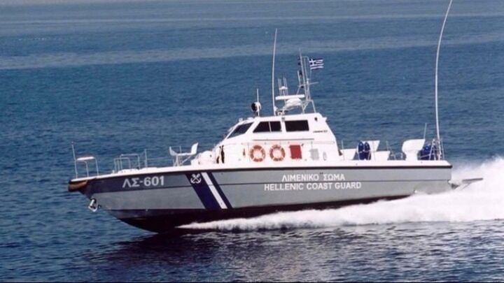 Σούνιο: Μεγάλη επιχείρηση για τον εντοπισμό δύο κολυμβητών