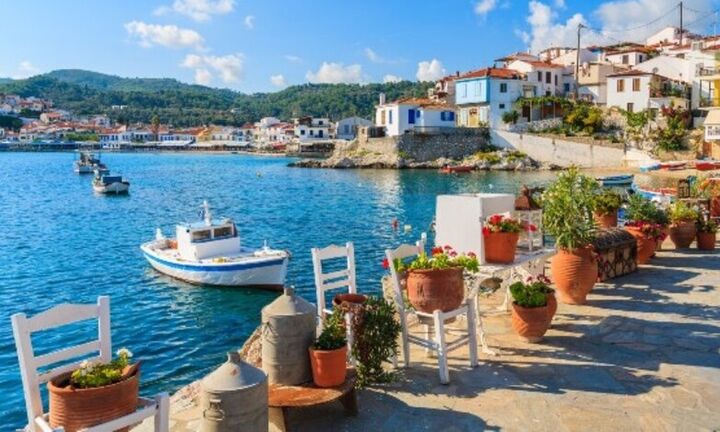 North Evia-Samos Pass: Πάνω από 13.800 voucher για διακοπές τον Σεπτέμβριο