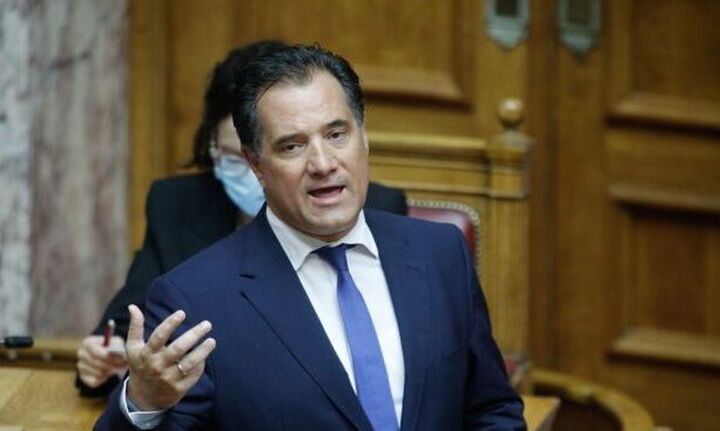 Γεωργιάδης: Ο αριθμός των Κυριακών που τα μαγαζιά θα είναι ανοιχτά, παραμένει ακέραιος