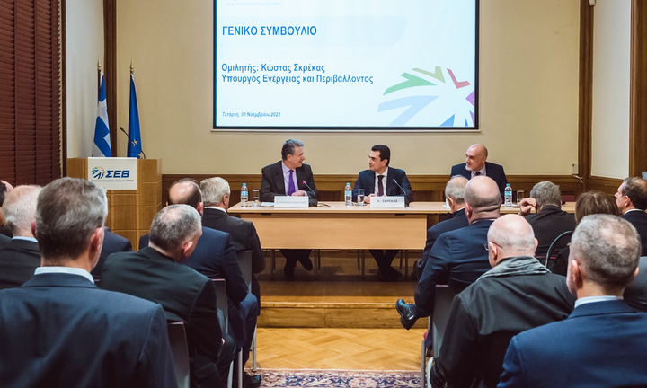 Συνεδρίαση ΣΕΒ με την παρουσία Σκρέκα : Αντιμέτωπη με υπαρξιακή κρίση η ευρωπαϊκή βιομηχανία