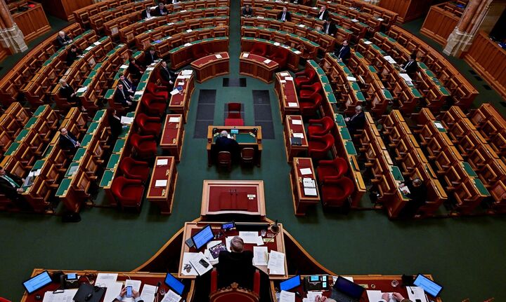 Ουγγαρία: Το κοινοβούλιο ενέκρινε το αίτημα ένταξης της Φινλανδίας στο ΝΑΤΟ