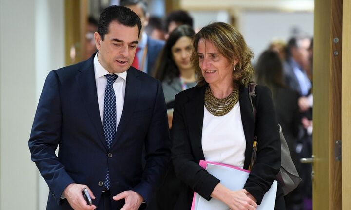 Σκρέκας: «Ισχυρή ευρωπαϊκή στήριξη 14 κρατών μελών στην πρόταση Μητσοτάκη για τα δίκτυα ηλεκτρικής