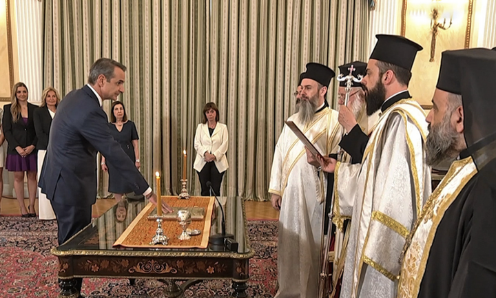 Ορκίστηκε πρωθυπουργός ο Κυριάκος Μητσοτάκης - Στις 17:00 η νέα κυβέρνηση - Ποια ονόματα έχουν
