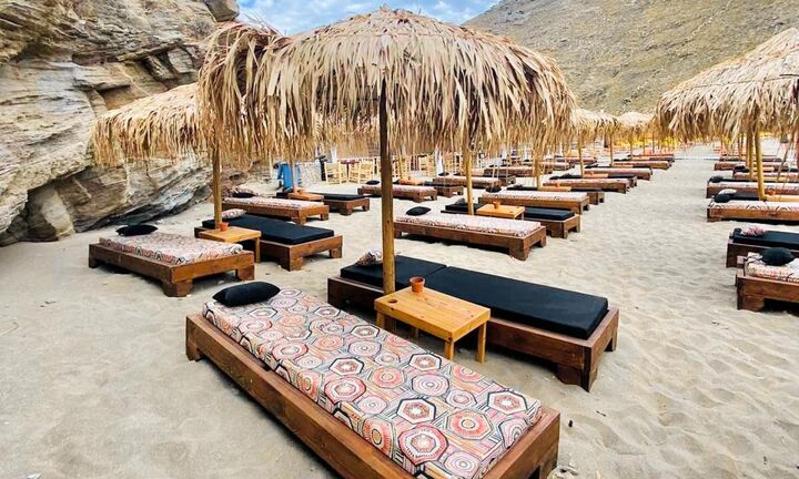 Μπήκε λουκέτο σε γνωστό beach bar στην Βουλιαγμένη που «ξεχνούσε» να κόβει αποδείξεις