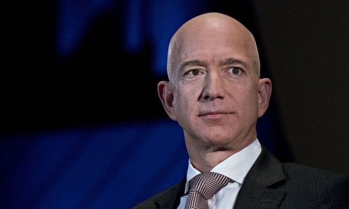 Τζ. Μπέζος: Πουλά μετοχές της Amazon αξίας 1 δισ. δολ. για χάρη της Blue Origin