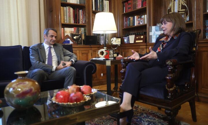 Κ. Μητσοτάκης σε Κ. Σακελλαροπούλου: Ατυχές γεγονός η ακύρωση της συνάντησης από τον Σούνακ
