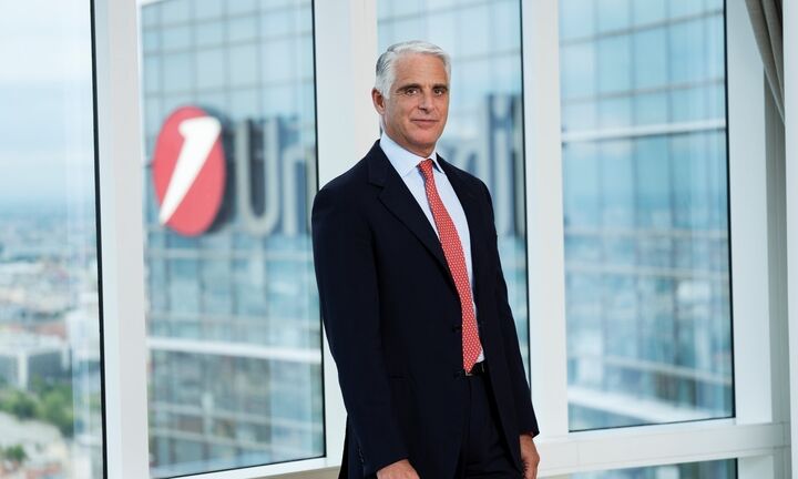 UniCredit "Χαράς ευαγγέλια" για τον Andrea Orcel - "Καλπάζει η μετοχή μετά το αυξημένο μέρισμα